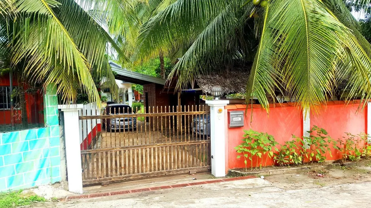 Bed & Breakfast Mj Room Rental Mahogany Dauis